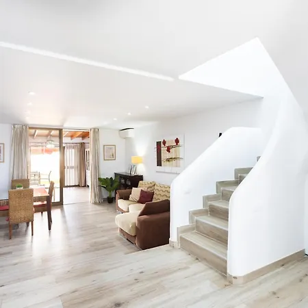 Sunset Luxury Villa In Parque Santiago 1 Chalet
